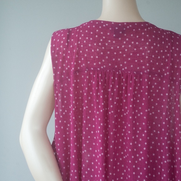 Torrid 5 Magenta Star Print Tank Top - Picture 12 of 13